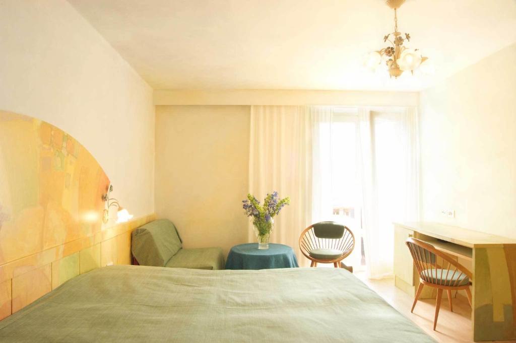 Maratscher Kunst & Kulturhotel Lagundo Δωμάτιο φωτογραφία